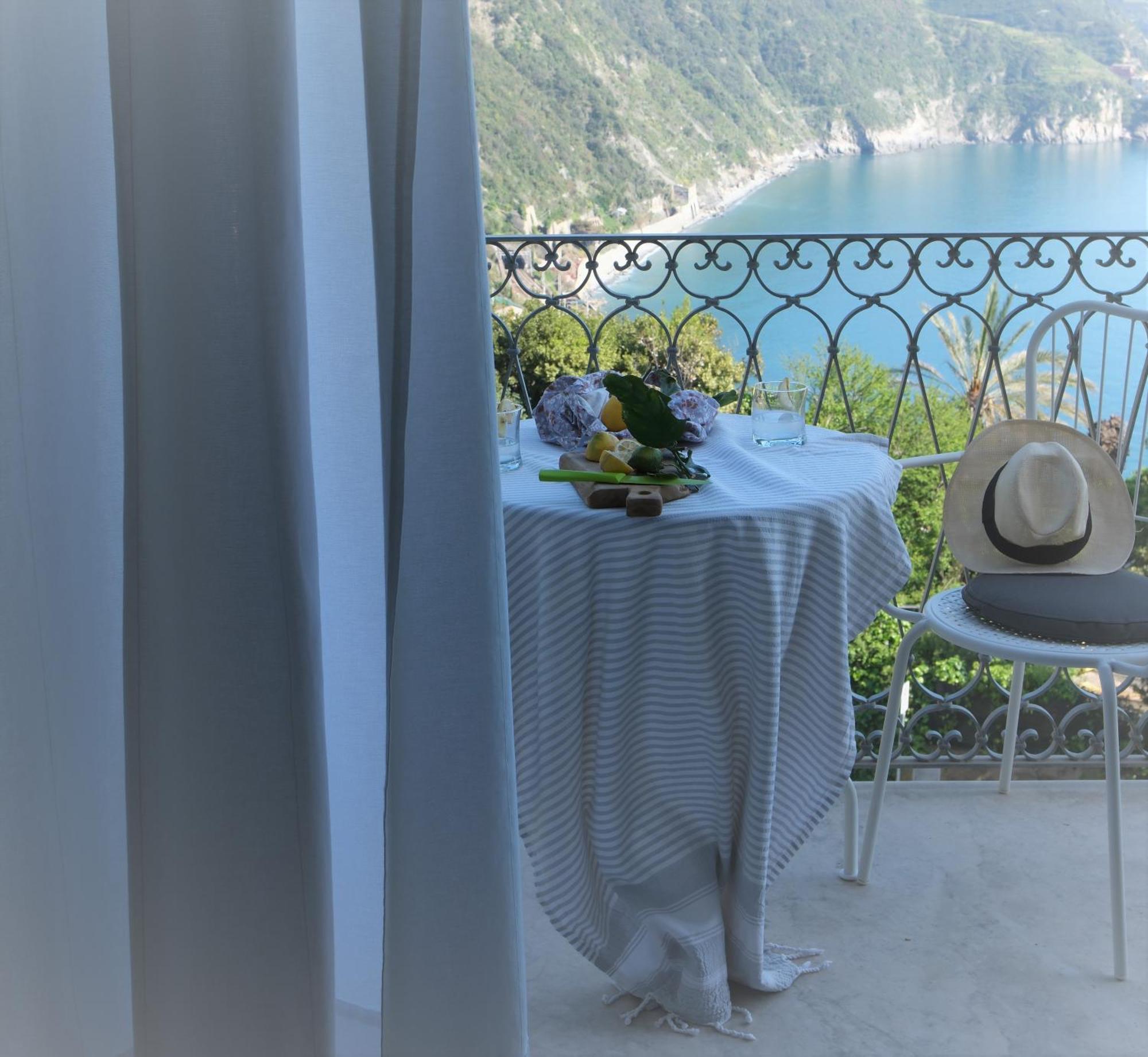 My Place Your Place Corniglia Ngoại thất bức ảnh